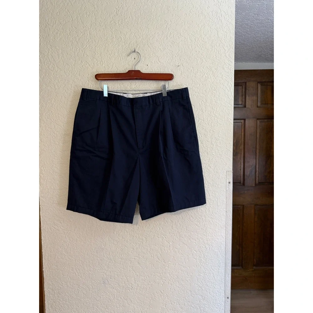 L.L. Bean Pleated Chino Shorts Men 38 Navy Blue Casual Preppy Classic